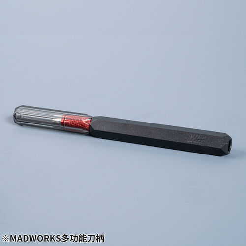 MADWORKS AFFORDABLE TOOL HANDLE FLAT & ROUND - RED