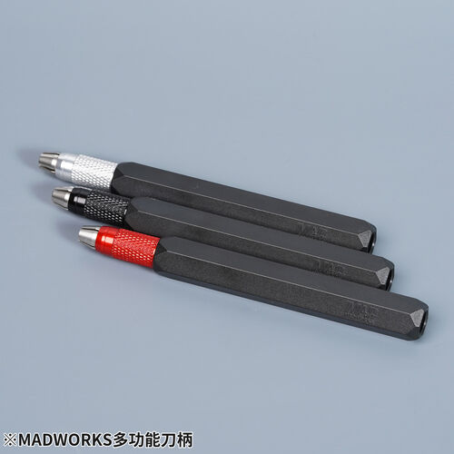 MADWORKS AFFORDABLE TOOL HANDLE FLAT & ROUND - RED